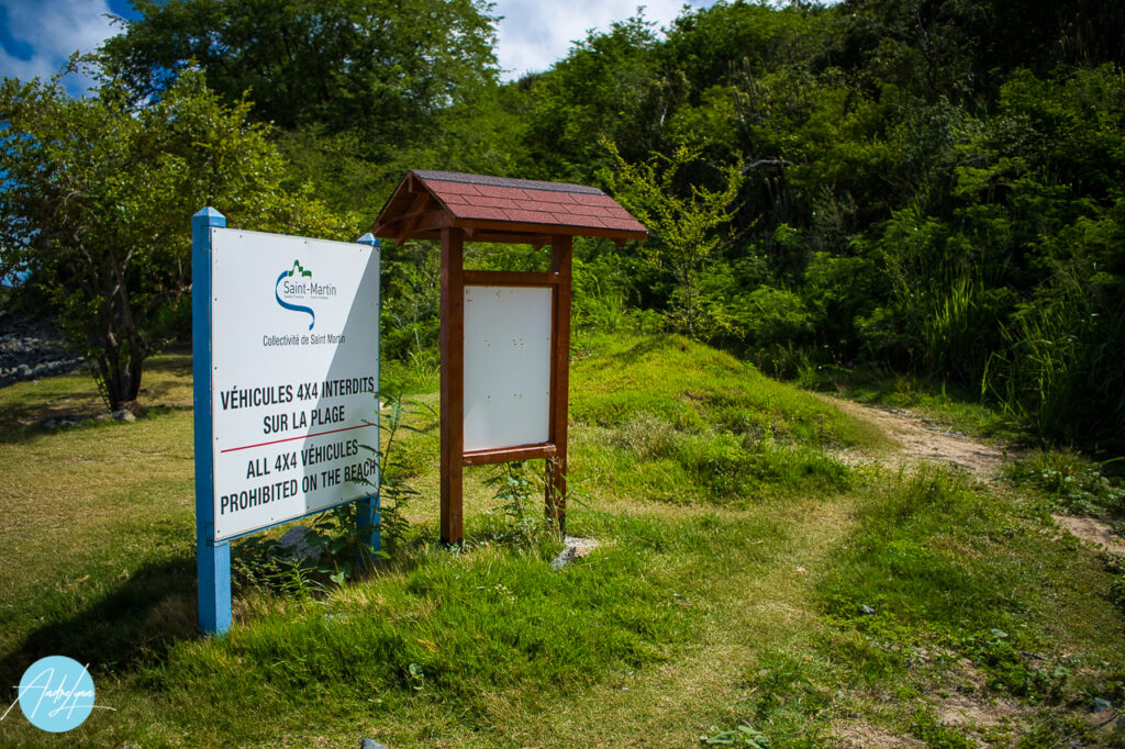 Main beach sign.